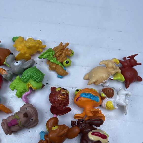 Lot of Moose Toys Uggly's Pet Shop Figures Ugly Ugliest - - Picture 3 of 10